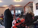 Die geilen Drecks&auml_ue bedanken sich f&uuml_r das Motorrad - HD - anal